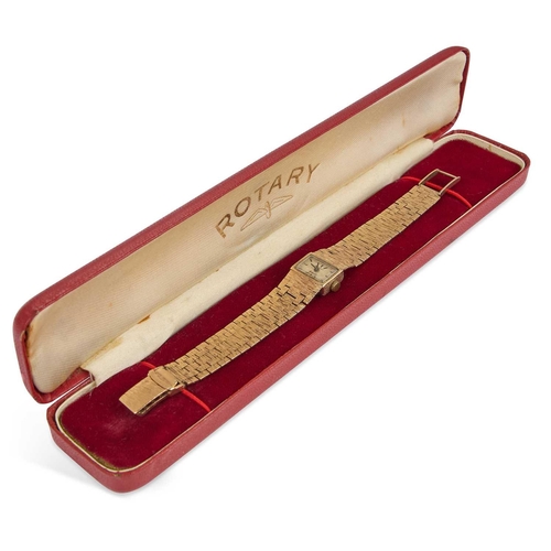 847 - A LADY'S 9CT GOLD ROTARY BRACELET WATCH the rectangular textured champagne dial signed Rotary 21 Jew... 