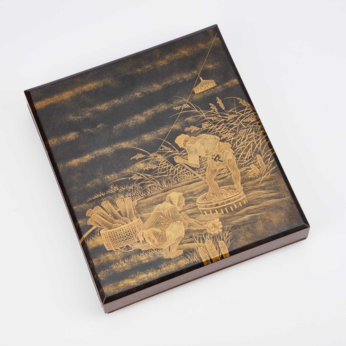 132 - A GOOD 19TH CENTURY JAPANESE GOLD LACQUERED WRITING BOX (SUZURIBAKO) the case decorated with two fig... 