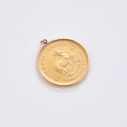 15 - A SOUTH AFRICA 1/4OZ KRUGERRAND 1982, set within a plain hallmarked 9ct gold pendant mount. 9 grams ... 