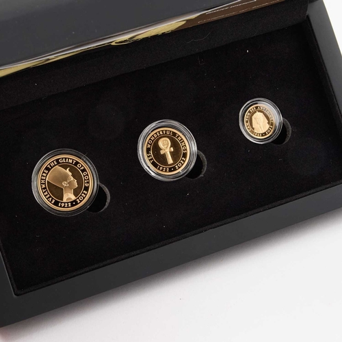 19 - A THREE-COIN GOLD PROOF SET, 2022 TUTANKHAMUN DISCOVERY 110TH ANNIVERSARY GOLD SOVEREIGN PRESTIGE SE... 