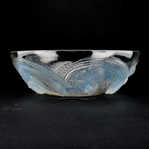 37 - RENÉ LALIQUE (FRENCH, 1860-1945), 'CALYPSO', A BOWL, DESIGNED 1920 opalescent and blue-stained glass... 