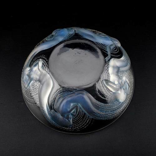 37 - RENÉ LALIQUE (FRENCH, 1860-1945), 'CALYPSO', A BOWL, DESIGNED 1920 opalescent and blue-stained glass... 