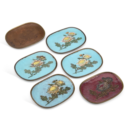 112 - A GROUP OF SIX JAPANESE CLOISONNÃ ENAMEL 'MANUFACTURING PROCESS' DISHES each decorated with a flowe... 