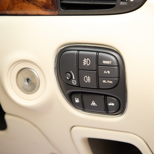 839 - A 2005 JAGUAR XJ SUPER V8 LWB AUTOMATIC Registration Number: LS05 NWDDate Of First Registration: 19/... 