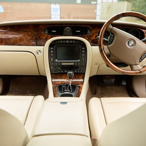 839 - A 2005 JAGUAR XJ SUPER V8 LWB AUTOMATIC Registration Number: LS05 NWDDate Of First Registration: 19/... 
