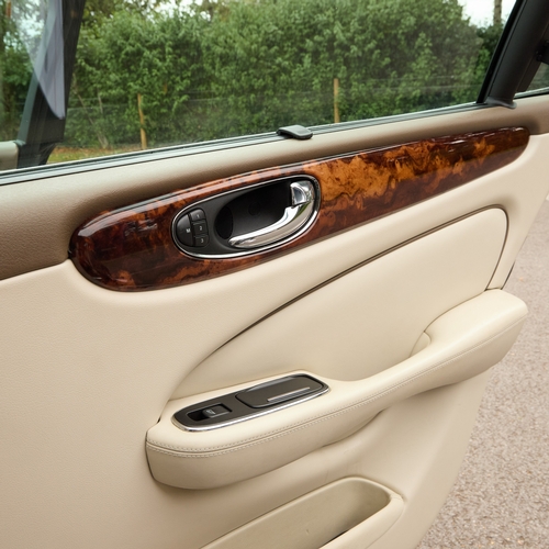 839 - A 2005 JAGUAR XJ SUPER V8 LWB AUTOMATIC Registration Number: LS05 NWDDate Of First Registration: 19/... 