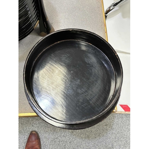 197 - A JAPANESE LACQUER STORAGE BOX (KARABITSU) of ribbed cylindrical form raised on four splayed support... 