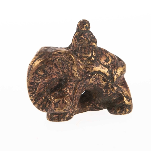206 - A CHINESE BRONZE OF AN ELEPHANT AND RIDER Qing dynasty. 5cm long