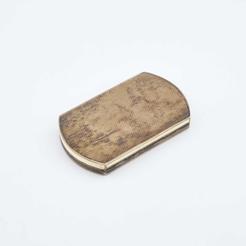 240 - AN EARLY 20TH CENTURY CONTINENTAL SILVER AND ENAMEL CASE import marks, London 1928, the hinged cover... 