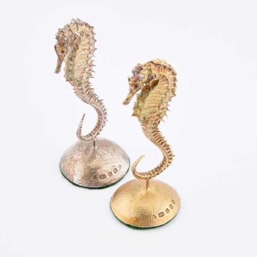 303 - TWO ELIZABETH II SILVER MODELS OF SEAHORSES each by LPM, Edinburgh 2011, realistically modelled as s... 