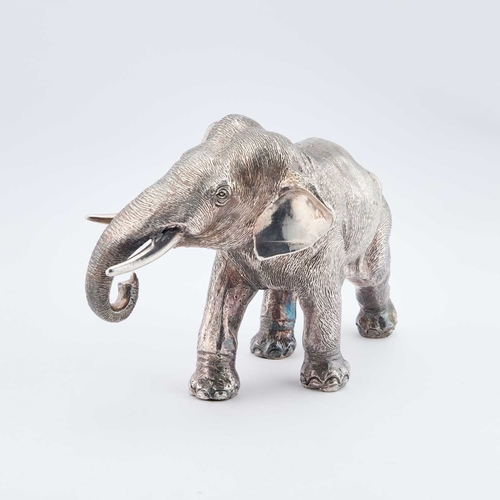 305 - A LARGE ELIZABETH II SILVER MODEL OF AN ELEPHANT by Carr's of Sheffield Ltd, Sheffield 1999, filled.... 