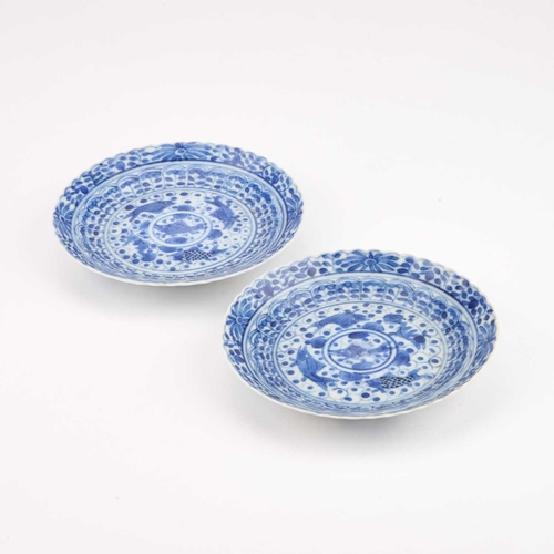 91 - A PAIR OF CHINESE BLUE AND WHITE EXPORT TEA BOWLS AND SAUCERS, EARLY 19TH CENTURY each tea bowl inte... 