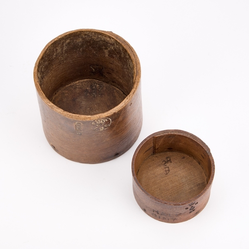 218 - TWO EARLY 20TH CENTURY BENTWOOD GRAIN MEASURES quart and half pint. (2) Tallest 12.5cm