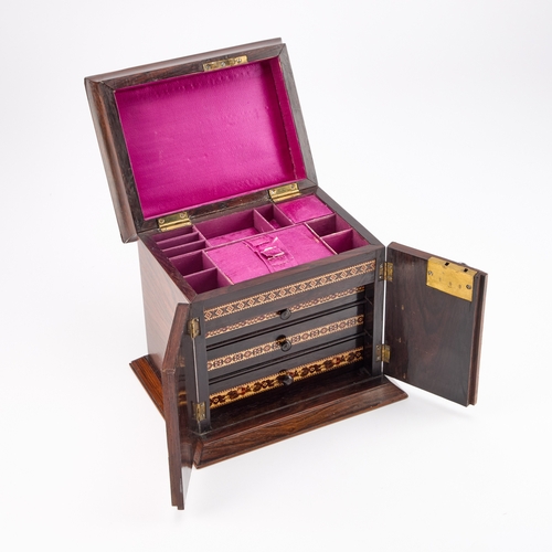 281 - A 19TH CENTURY TUNBRIDGE WARE AND ROSEWOOD TABLE-TOP JEWELLERY CABINET the hinged lid decorated with... 