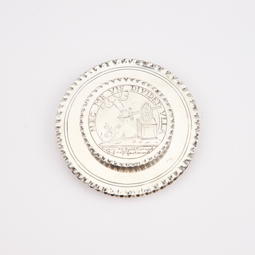 387 - A DUTCH SILVER PYX OR HOST BOX of flattened circular form with a double-opening lid. 8cm diameter, 2... 