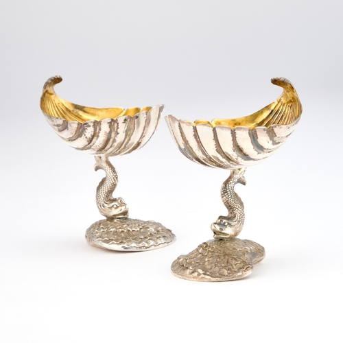 424 - A PAIR OF ELIZABETH II SILVER SALTS by Richard Lawton Ltd (Richard Hugh Lawton), London 1999, with t... 