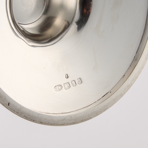 428 - STUART DEVLIN: AN ELIZABETH II PARCEL-GILT SILVER CANDELABRUM by Stuart Devlin, London 1975, with fo... 