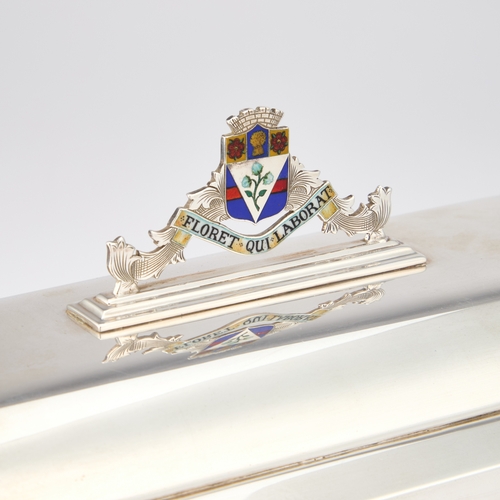 486 - A GEORGE VI SILVER AND ENAMELLED FREEDOM CASKET by Kirwan & Co Ltd, Birmingham 1951, of rectangu... 