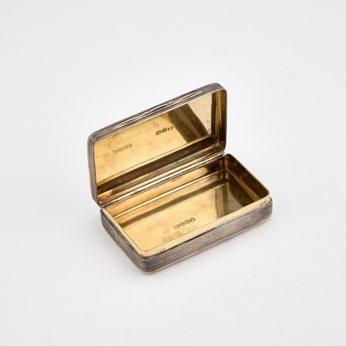 530 - A WILLIAM IV SILVER SNUFF BOX by Thomas Edwards, London 1832, rectangular, with reeded decoration to... 