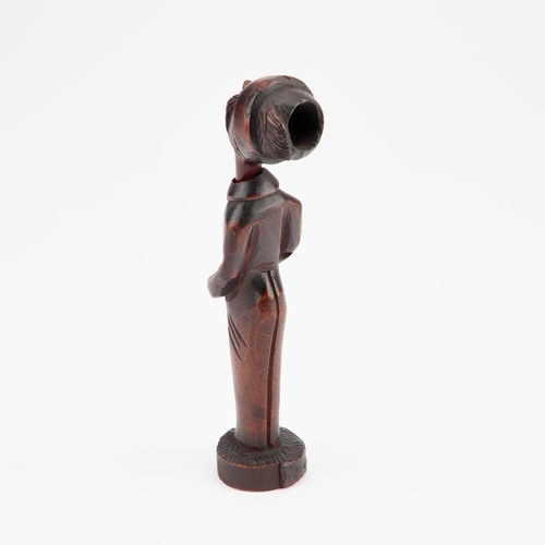 1346 - A 19TH CENTURY FIGURAL TREEN PIPE HOLDER carved as a man, his head forming the bowl of the pipe. 17c... 