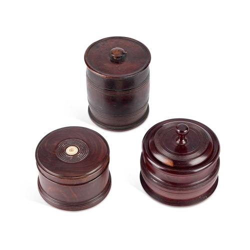 280 - A 19TH CENTURY TREEN TOBACCO JAR TOGETHER WITH TWO BOXES AND COVERS (3) Tobacco jar 12cm high