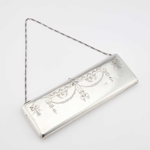 355 - A LARGE RUSSIAN 84 ZOLOTNIK SILVER PURSE 20th Century, marked, with engraved decoration and a caboch... 