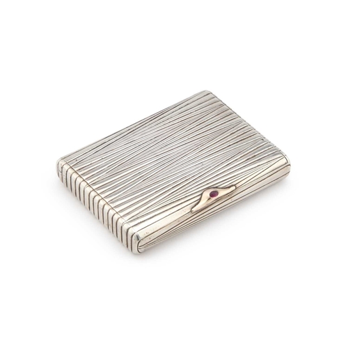 364 - AN EARLY 20TH CENTURY RUSSIAN SILVER CIGARETTE CASE St. Petersburg, Second Kokoshnik mark, rectangul... 