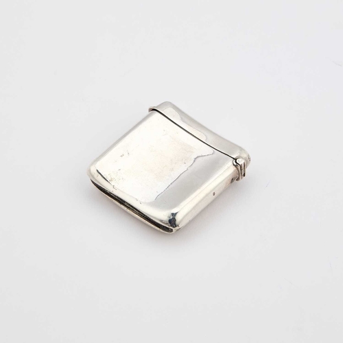 386 - A GERMAN SILVER AND ENAMEL VESTA CASE stamped '935', of rounded rectangular form, shaped for the poc... 