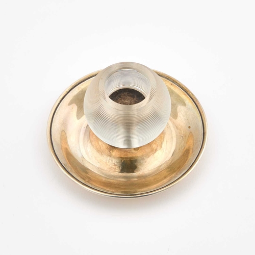 470 - AN EARLY 20TH CENTURY COMBINATION SILVER AND GLASS ASHTRAY AND MATCH STRIKER by J & R Griffin, C... 