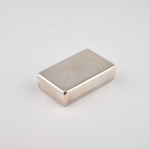 563 - A VICTORIAN SILVER SNUFF BOX by Edward Smith, Brimingham 1858, of rounded rectangular form, the hing... 