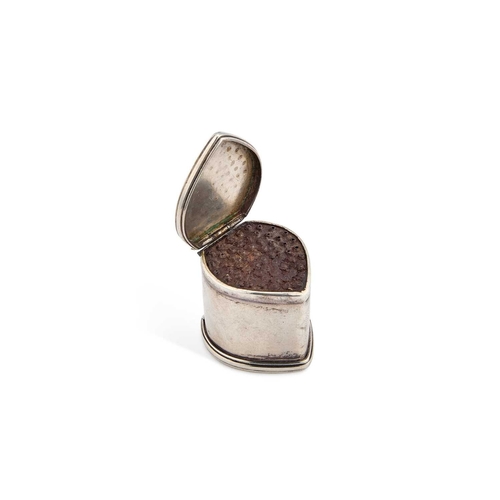 617 - AN 18TH CENTURY SILVER NUTMEG GRATER unmarked, teardrop-shaped, with twin hinged covers. 3cm high, 3... 