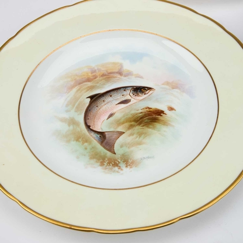 809 - A SET OF SIX ROYAL CROWN DERBY PLATES each painted to the centre with a different fish and named on ... 