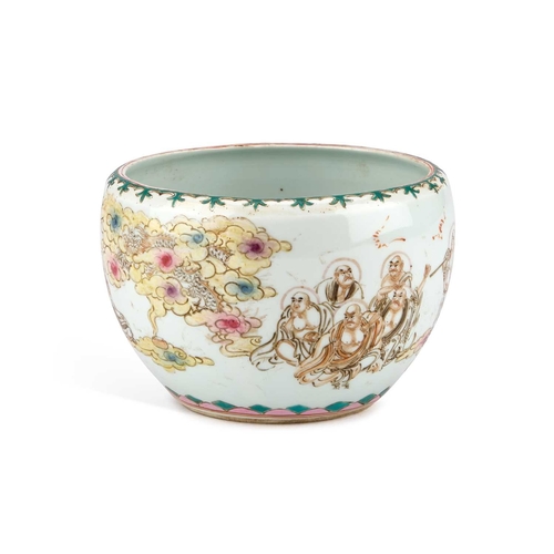 906 - AN EARLY 20TH CENTURY CHINESE PORCELAIN BOWL painted with buddhas. 10cm highNo chips, cracks or rest... 