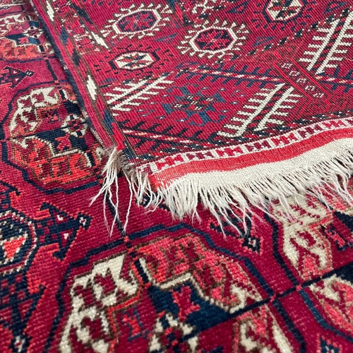 246 - A TURKMEN TEKKE RUG, CIRCA 1940 144cm by 92cm