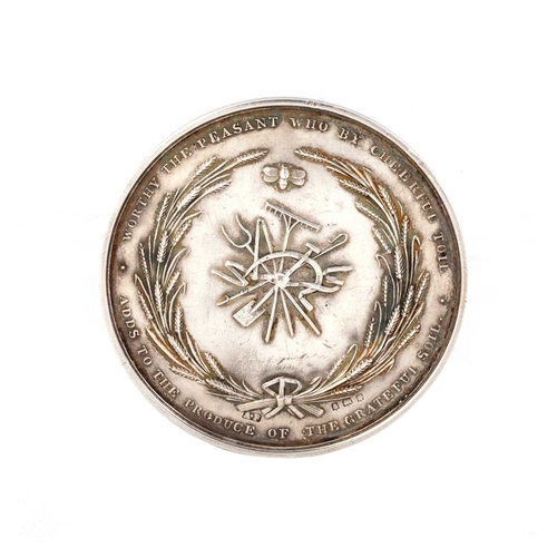 34 - AN EDWARDIAN SILVER WARWICKSHIRE AGRICULTURAL SOCIETY HONORARY MEDAL, by Arthur Fenwick, Birmingham ... 