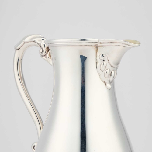 197 - AN IRISH SILVER BEER JUG IN 18TH CENTURY STYLE by Royal Irish Silver Co, Dublin 1969, of baluster fo... 