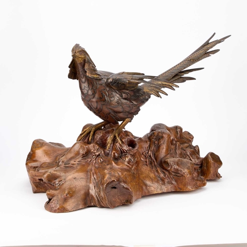 91 - A FINE JAPANESE BRONZE MODEL OF A PHEASANT BY GENRYUSAI SEIYA Meiji period (1868-1912), alert and pe... 