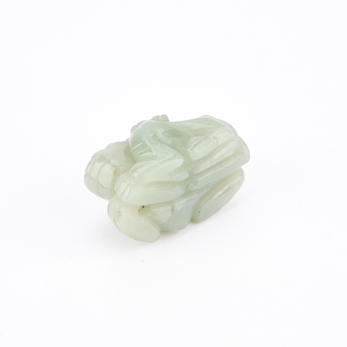 187 - A CHINESE JADE TOGGLE AND A BANGLE (2) Bangle 8.3cm diameter