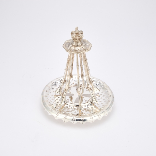 244 - AN EDWARDIAN SILVER-PLATED NOVELTY TOAST RACK surmounted by a coronet supported on seven rifle-form ... 