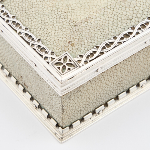 266 - AN ARTS AND CRAFTS SILVER-MOUNTED SHAGREEN CIGARETTE BOX by Omar Ramsden, London 1929, the rectangul... 