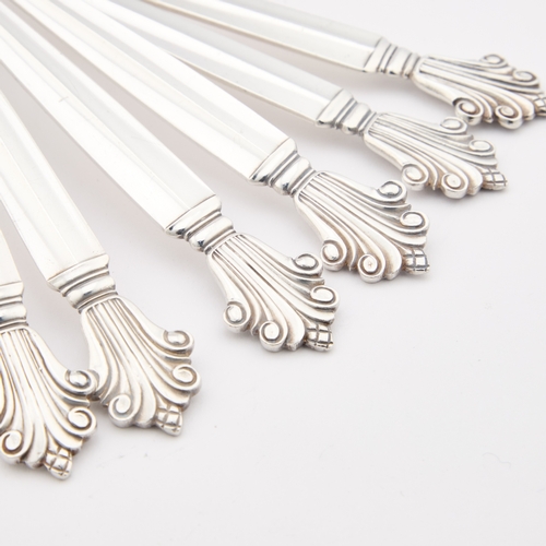 304 - JOHAN RHODE FOR GEORG JENSEN, A SET OF STERLING SILVER ACANTHUS PATTERN FLATWARE import marks, Londo... 