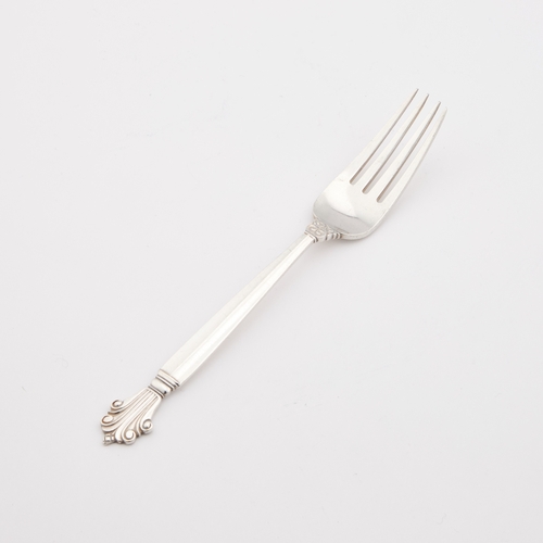 304 - JOHAN RHODE FOR GEORG JENSEN, A SET OF STERLING SILVER ACANTHUS PATTERN FLATWARE import marks, Londo... 