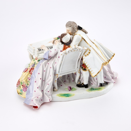 51 - A MEISSEN PORCELAIN FIGURE GROUP LATE 19TH/ EARLY 20TH CENTURY finely modelled with a standing male ... 