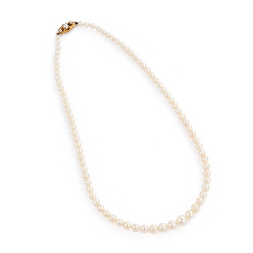 663 - A CULTURED PEARL NECKLACE graduated cultured pearls knotted to a 9 carat gold pearl set clasp, hallm... 