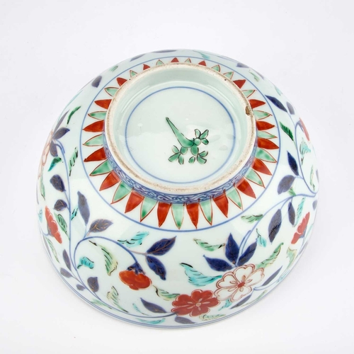 167 - A KAKIEMON PORCELAIN BOWL CIRCA 1700 of circular form with gently rounded sides, the interior delica... 