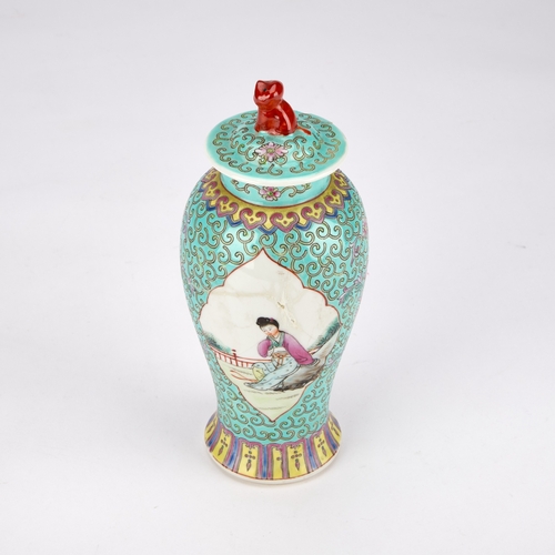 185 - A CHINESE FAMILLE ROSE PORCELAIN VASE AND COVER 19.5cm high