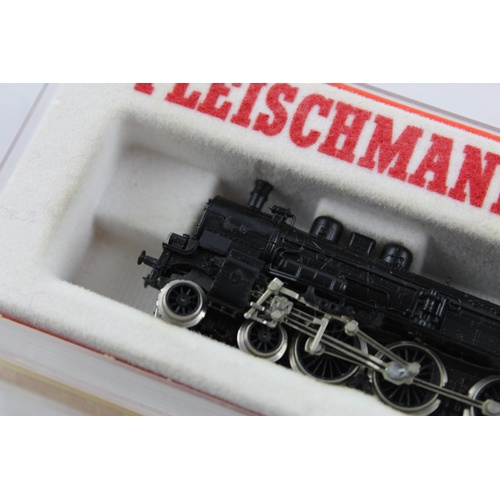 Vintage German Fleischmann 7161 piccolo steam loco & tender N