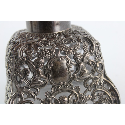 563 - Antique large 1897 London silver ladies perfume bottle