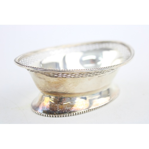 566 - Antique 1918 Birmingham silver bon bon dish w/ pierced sides 92g