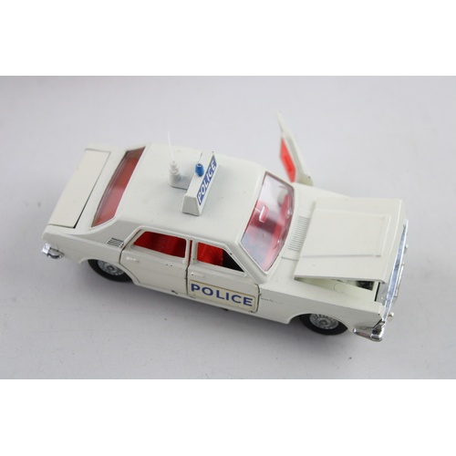 1072 - 2 Boxed Dinky police cars No 250 and 255  in great un-played with condition boxes missing end flaps